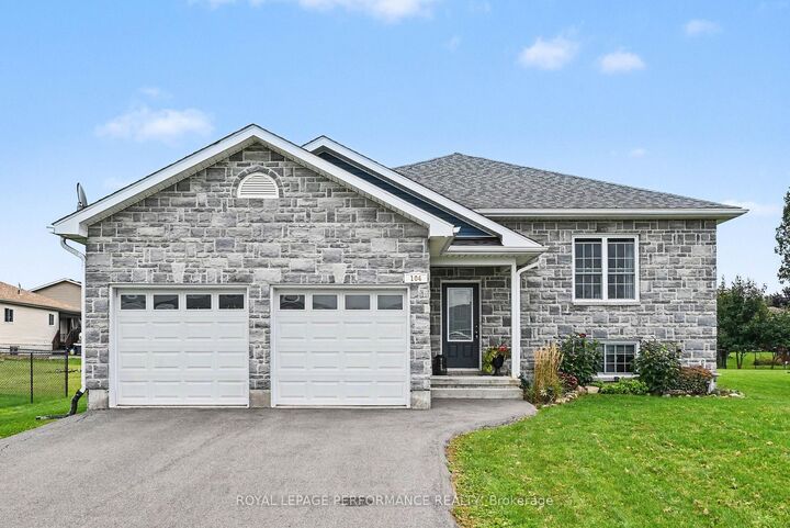 Property Photo:  104 French Avenue  ON K0C 1P0 