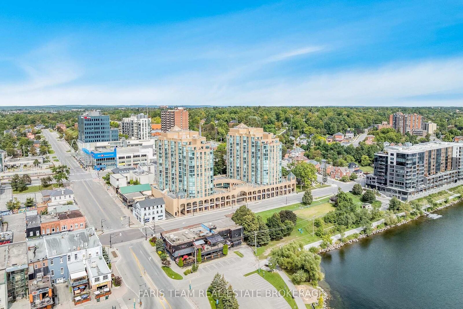 Property Photo:  150 Dunlop Street E 1011  ON L4M 6H1 
