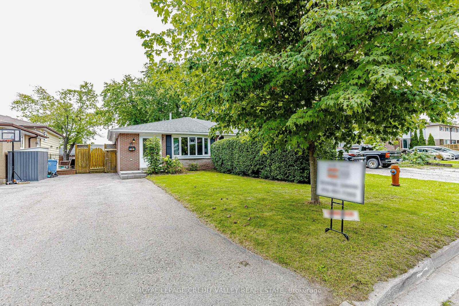 Property Photo:  14 Carlton Drive  ON L9W 2X9 