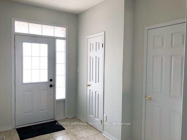 Property Photo:  32 Pacific Rim Court Upper Floor  ON L4E 0W8 