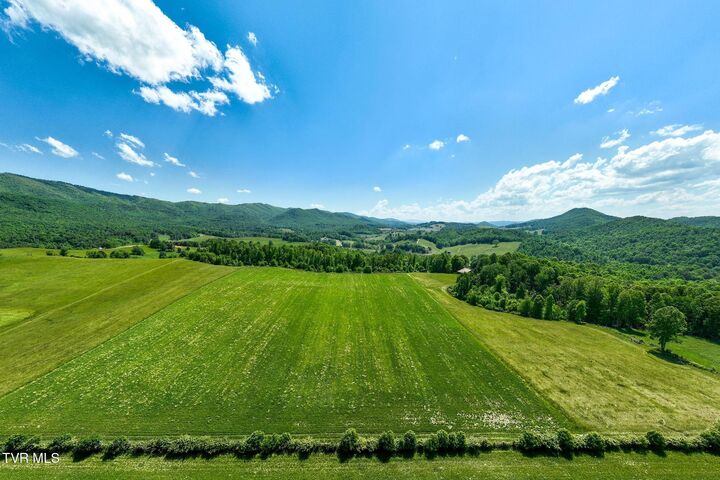 Property Photo: 517 Mill Creek Road TN 37683