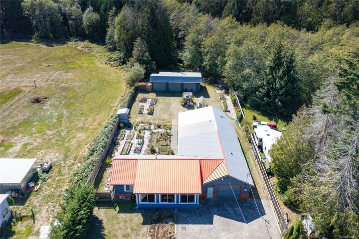 Property Photo:  5212 Gainsberg Rd  BC V0R 1G0 