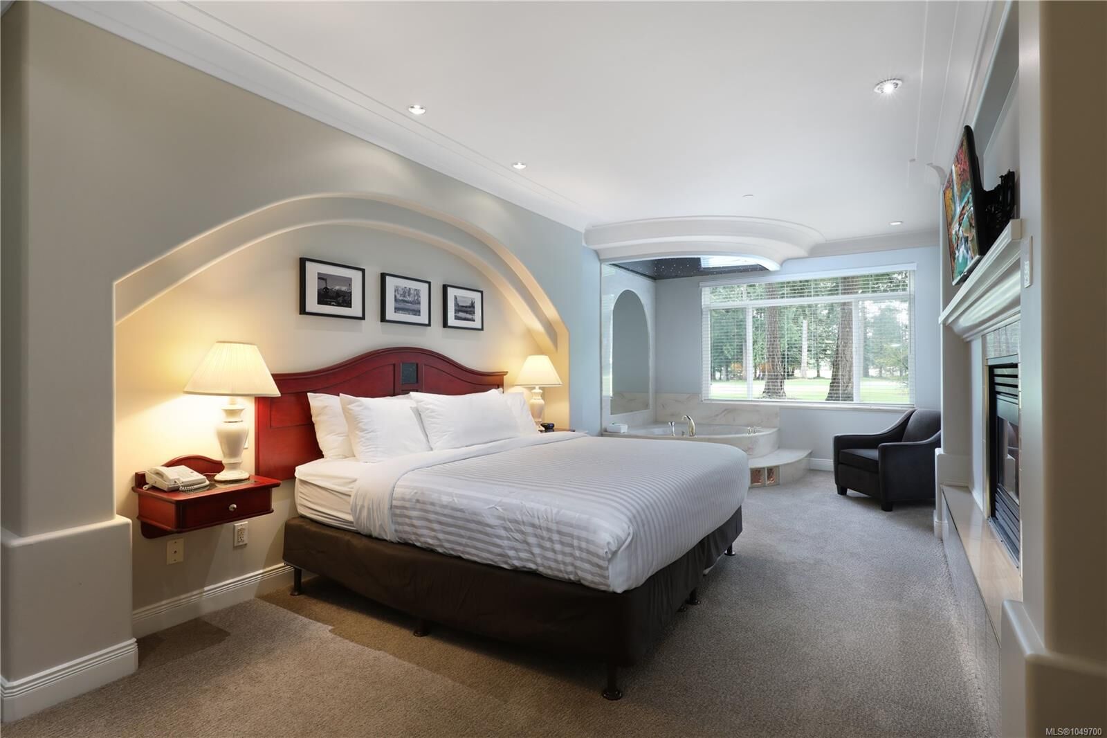 Property Photo:  366 Clubhouse Dr #602/601B  BC V9N 9G3 