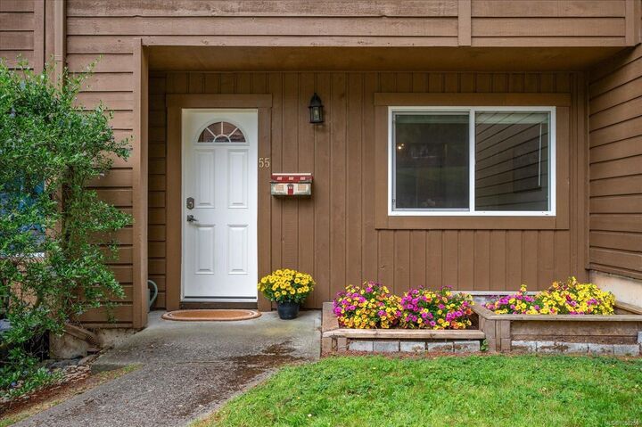Property Photo:  855 Howard Ave #55  BC V9R 5V4 