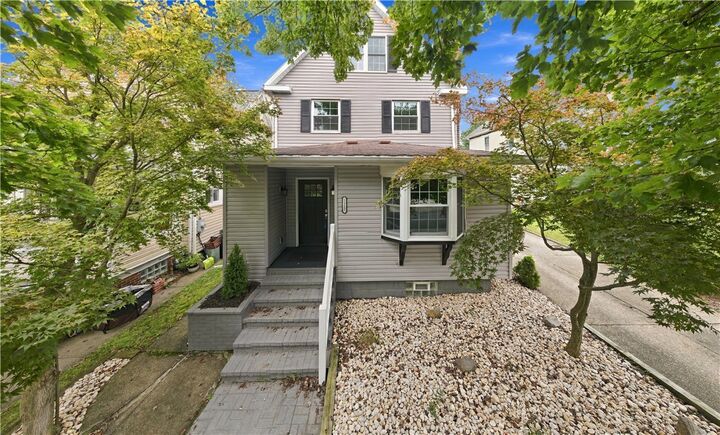 Property Photo:  1112 Montana Ave  PA 15065 