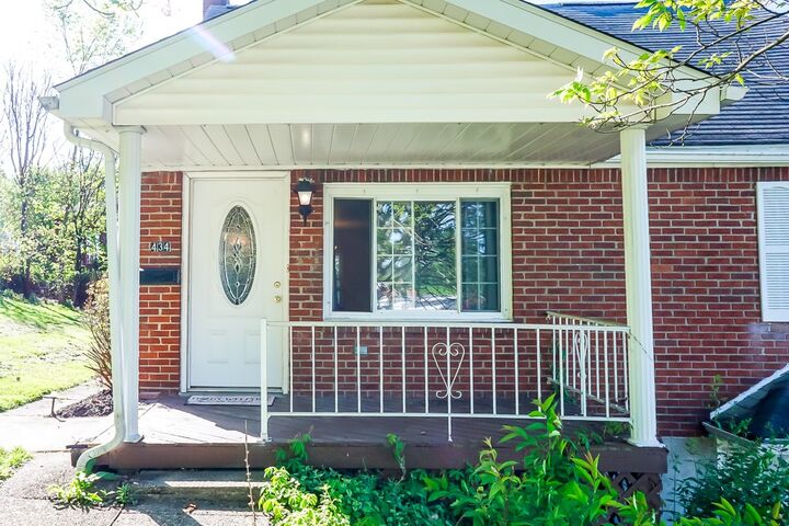 Property Photo:  434 Mary St  PA 15644 