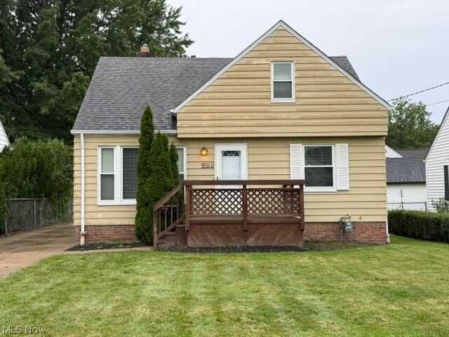 Property Photo:  604 E 305th Street  OH 44095 