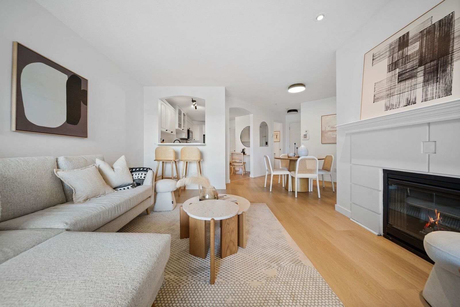 Property Photo: 12931 Railway Avenue 422 BC V7E 6M5