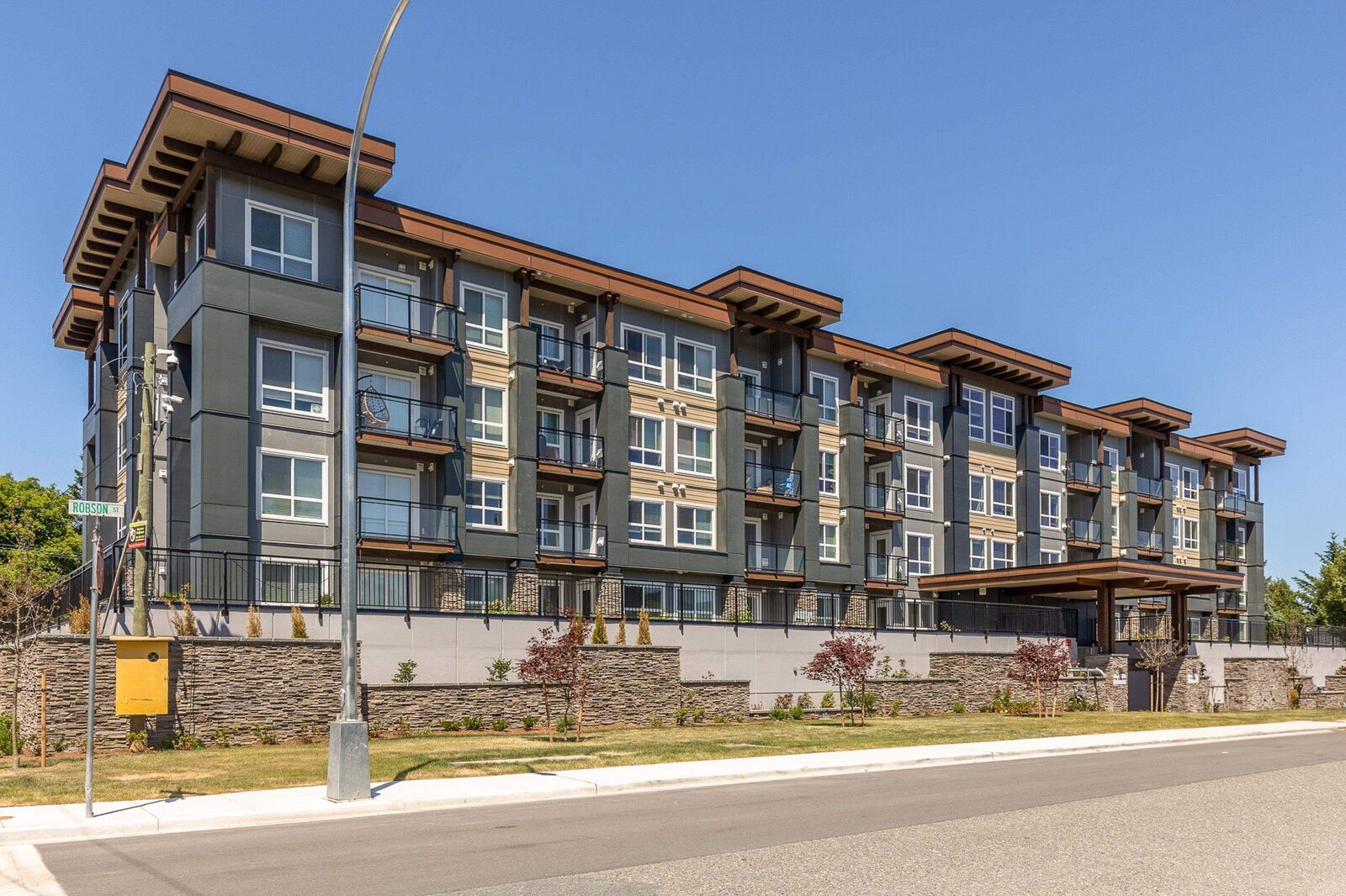 Photo de la propriété:  9450 Robson Street 214  BC V2P 4E4 