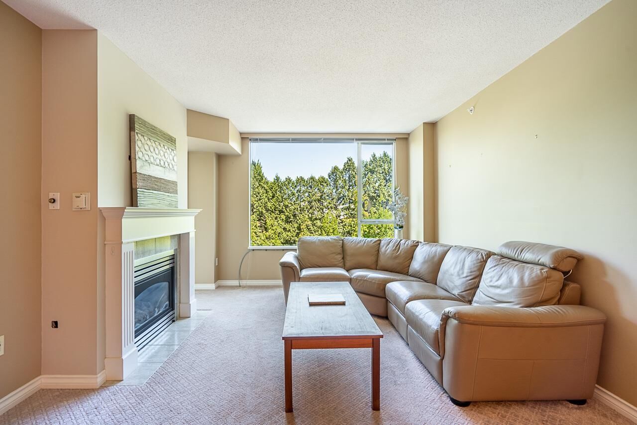 Property Photo: 12148 224 Street 311 BC V2X 6B7
