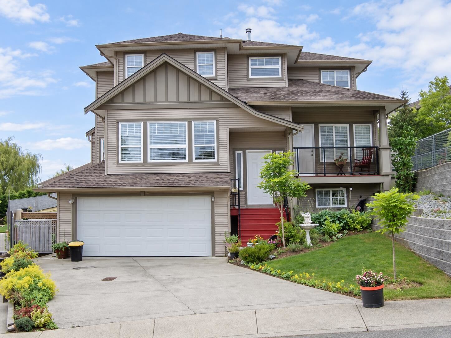 Property Photo:  33556 Carion Court Court  BC V2V 6Z2 