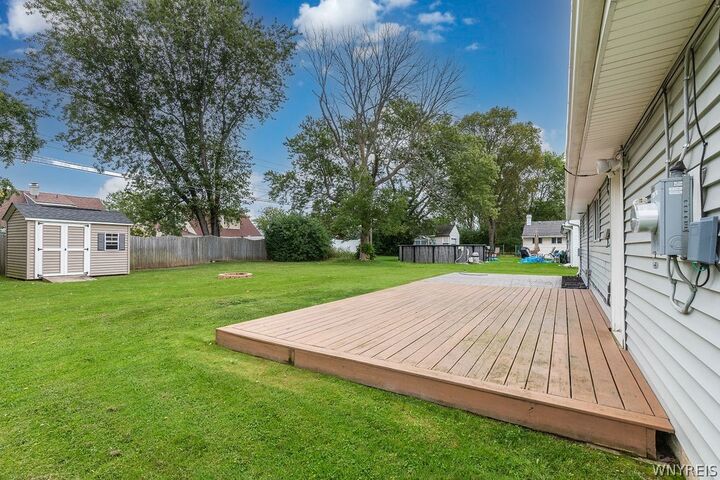 Property Photo: 45 Woodlee Lane NY 14072