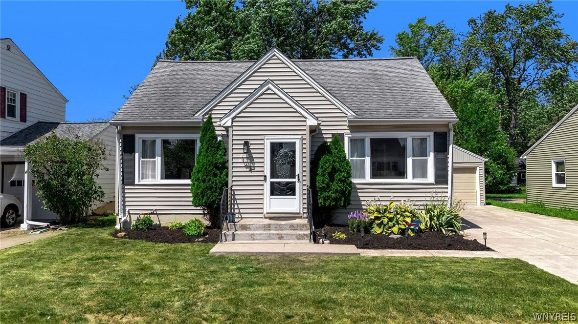 Property Photo: 164 Orchard Drive NY 14223