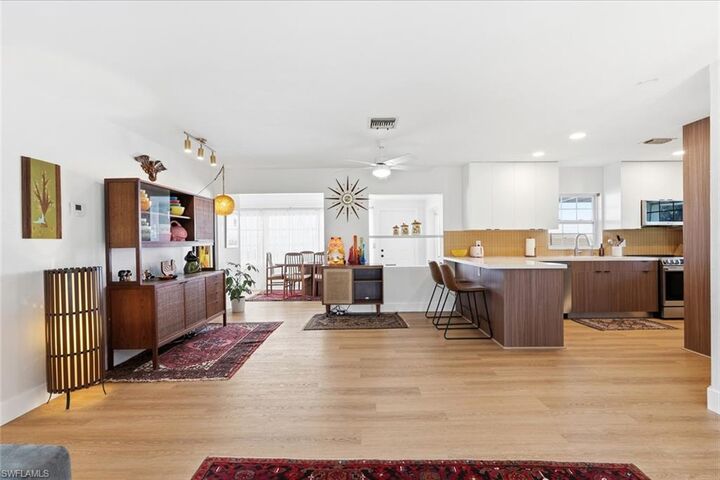 Property Photo:  8071 San Carlos Blvd  FL 33967 