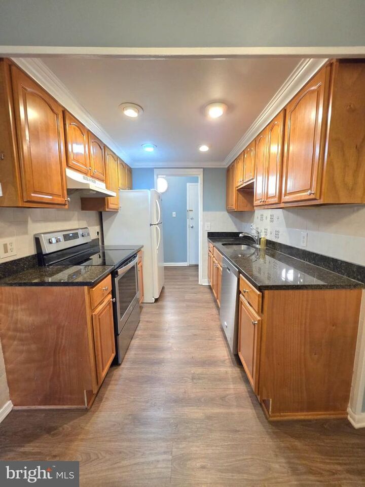 Property Photo: 11641 Stoneview 12C VA 20191