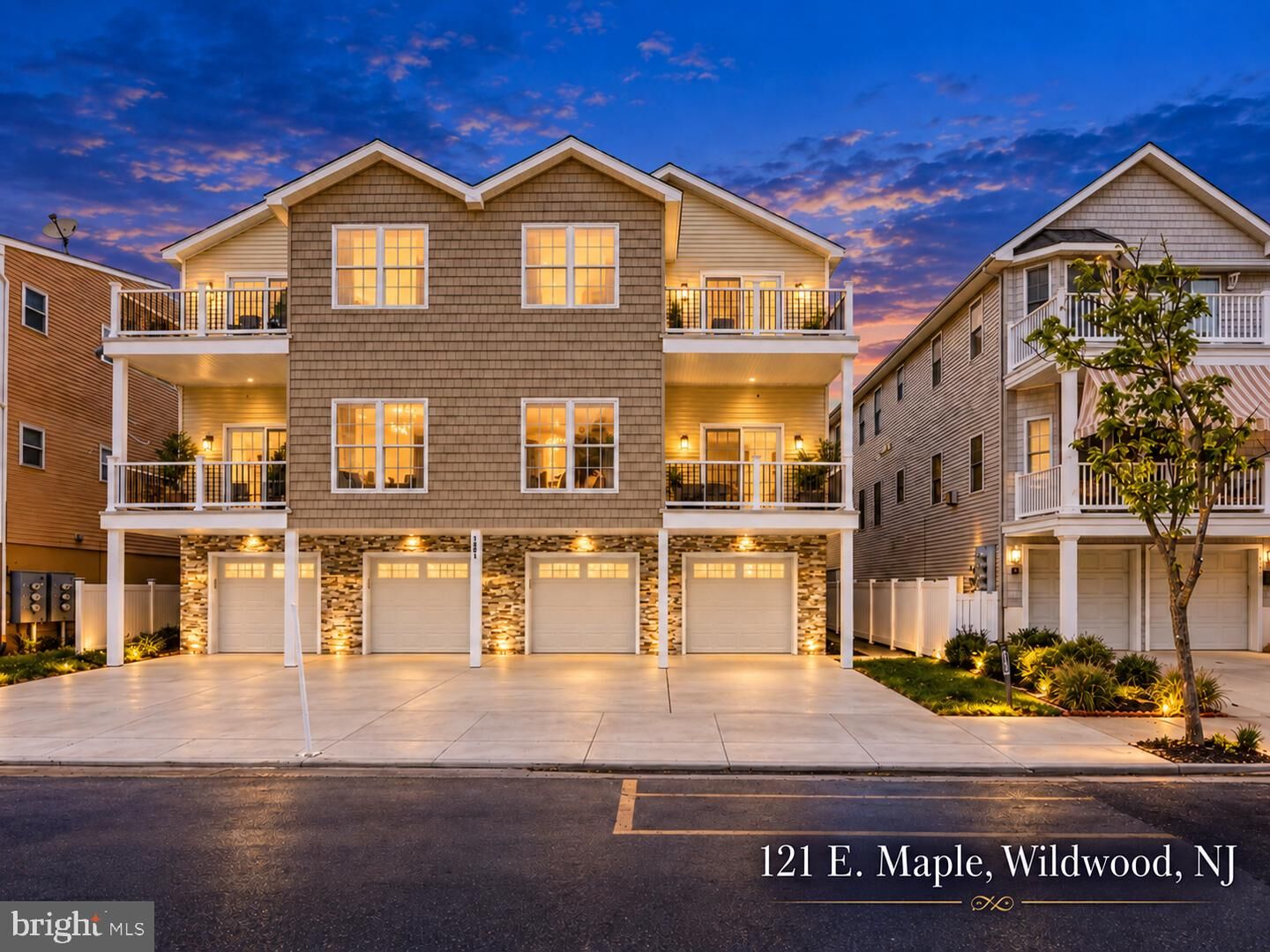 Property Photo:  121 E Maple Avenue 4  NJ 08260 