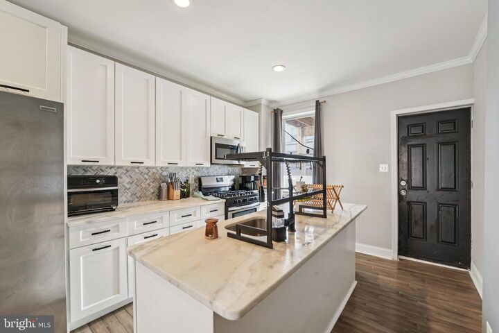Property Photo: 147 N Streeper Street MD 21224