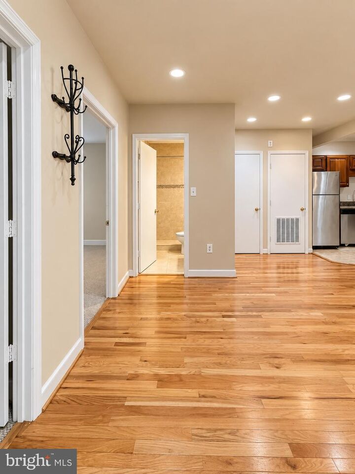 Property Photo:  209 Hanover Street 4  VA 22401 