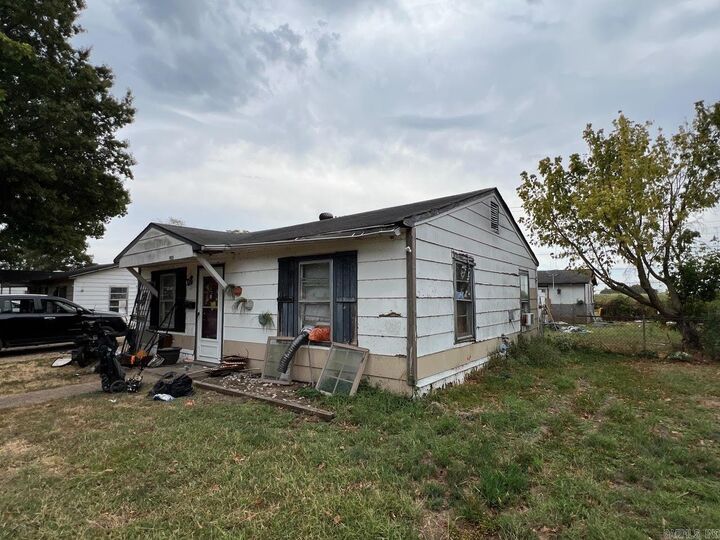 Property Photo: 905 Mulberry Drive AR 72472