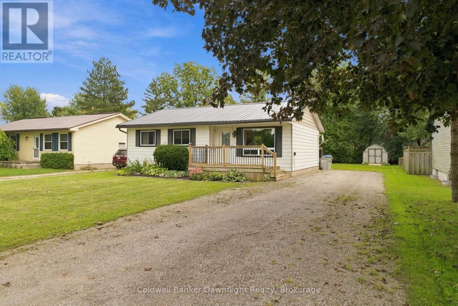 Property Photo:  170 Jarvis Street South  ON N0K 1W0 