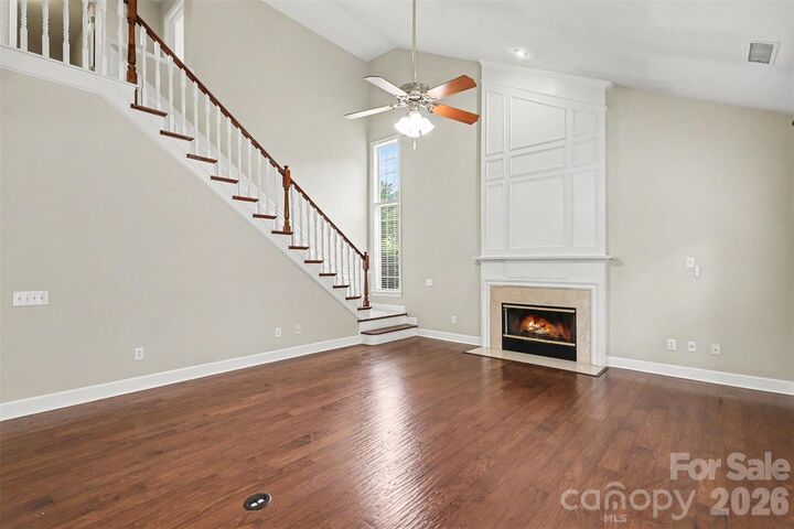 Property Photo:  11027 Knight Castle Drive  NC 28277 