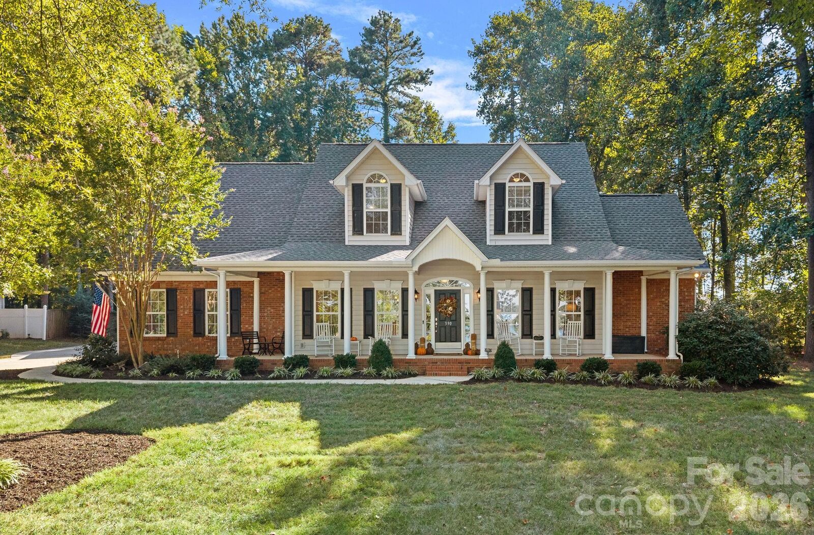 Property Photo:  390 Robinson Road  NC 28117 