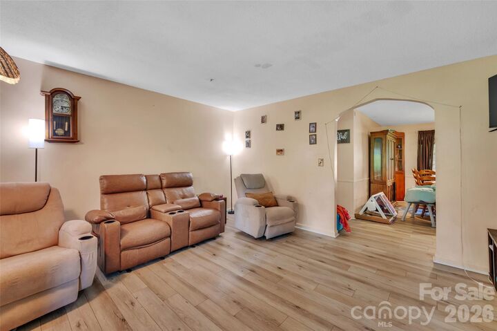Property Photo:  5301 Dellinger Circle  NC 28021 
