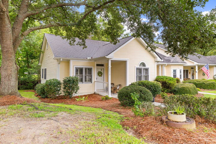 Property Photo: 2472 Deer Ridge Lane # E1 SC 29406