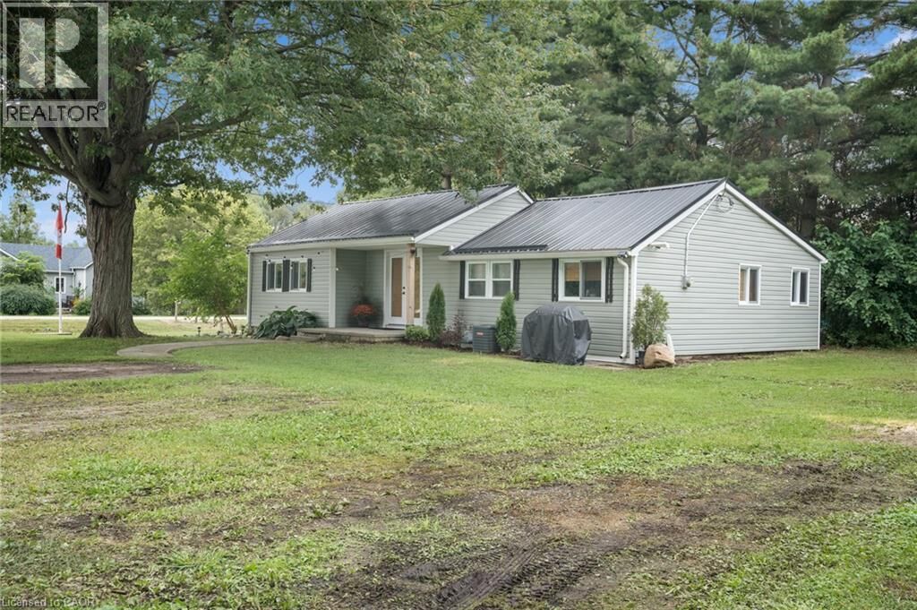 Property Photo: 185 Metcalfe Street ON N0P 1A0