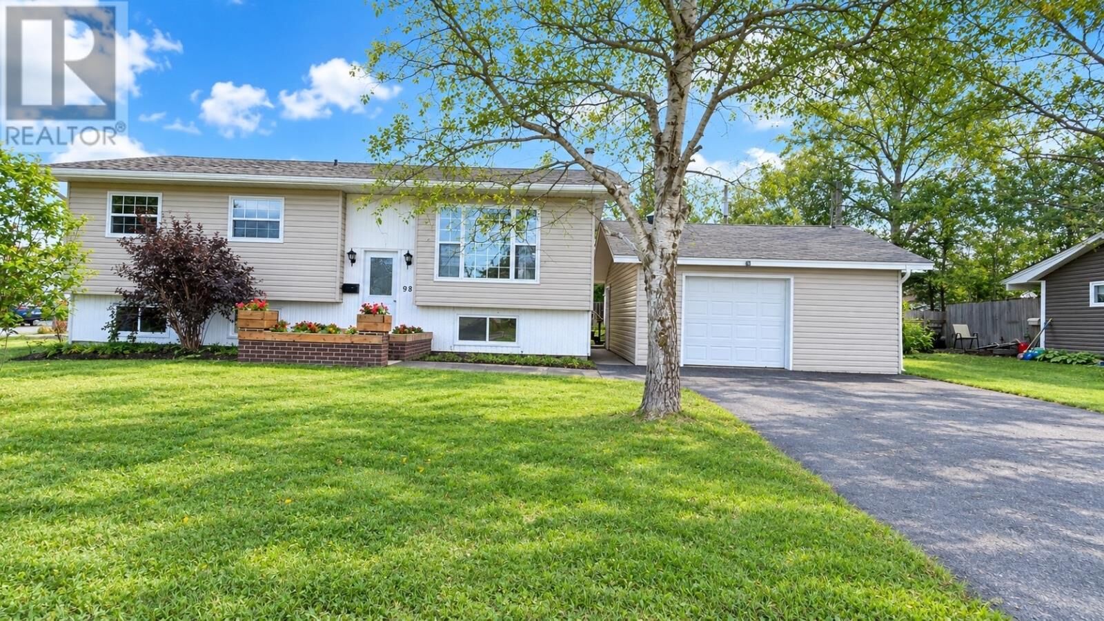 Property Photo: 98 Rickenbacker Road NL A1V 2C7
