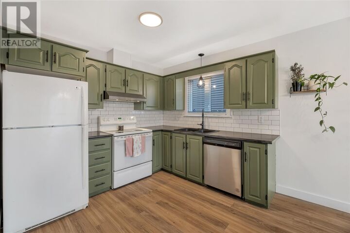 Property Photo:  37 Dungarvan Street  NL A1L 1E9 