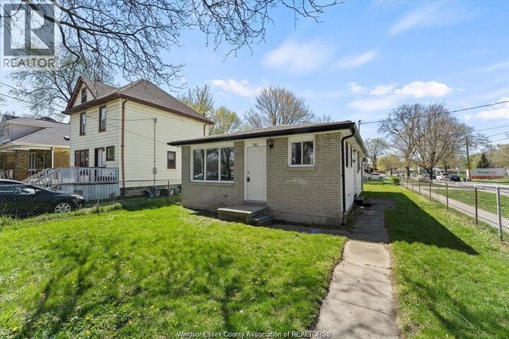 Property Photo:  561 Chippawa Street  ON N9C 2W2 