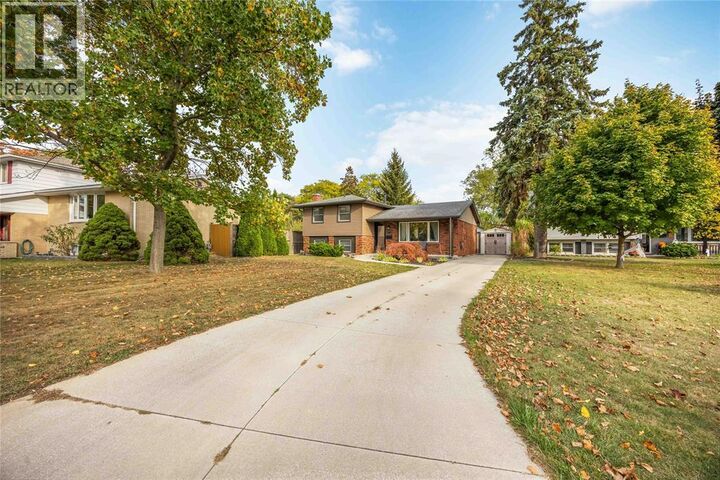 Property Photo:  1262 Severin Drive South  ON N7S 2B8 