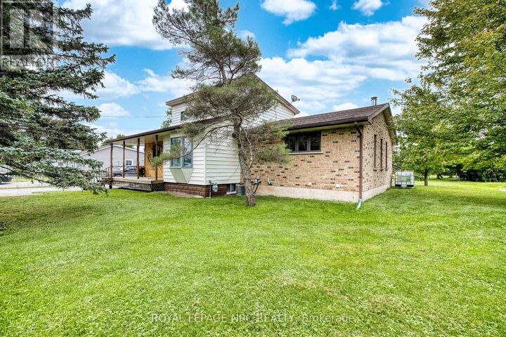 Property Photo:  647 Chippawa Road  ON L3K 5V5 