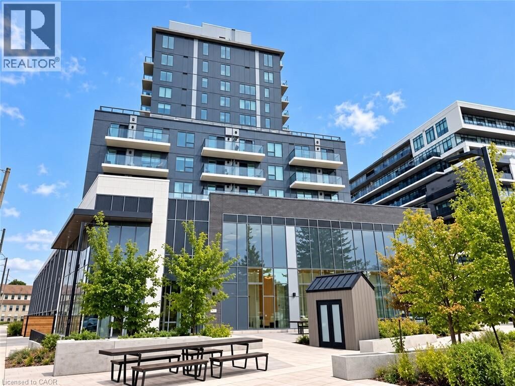 Property Photo:  93 Arthur Street South 909  ON N1E 0T3 