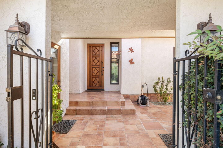 Property Photo: 44380 Ontario Court CA 92210