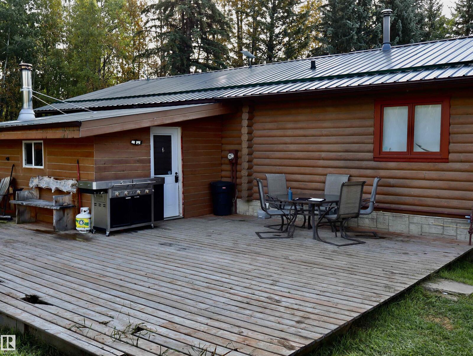 Property Photo: 108 59311 Rge Rd 52 AB T7N 1N3