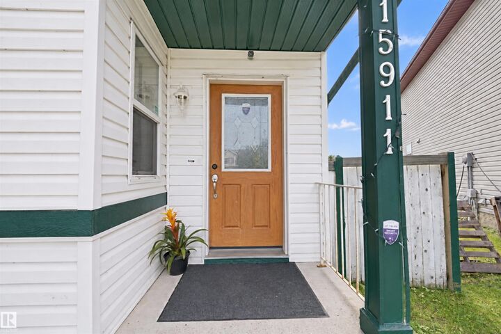 Property Photo:  15911 38 Street NW  AB T5Y 3E9 