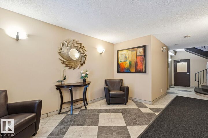 Property Photo:  11103 84 Avenue NW 502  AB T6G 2X4 