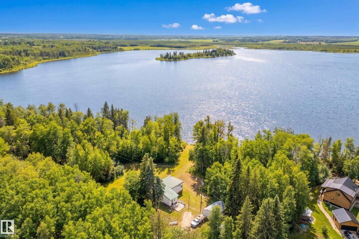 Property Photo: 106 52502 Rge Road 25 AB T7Y 2M2