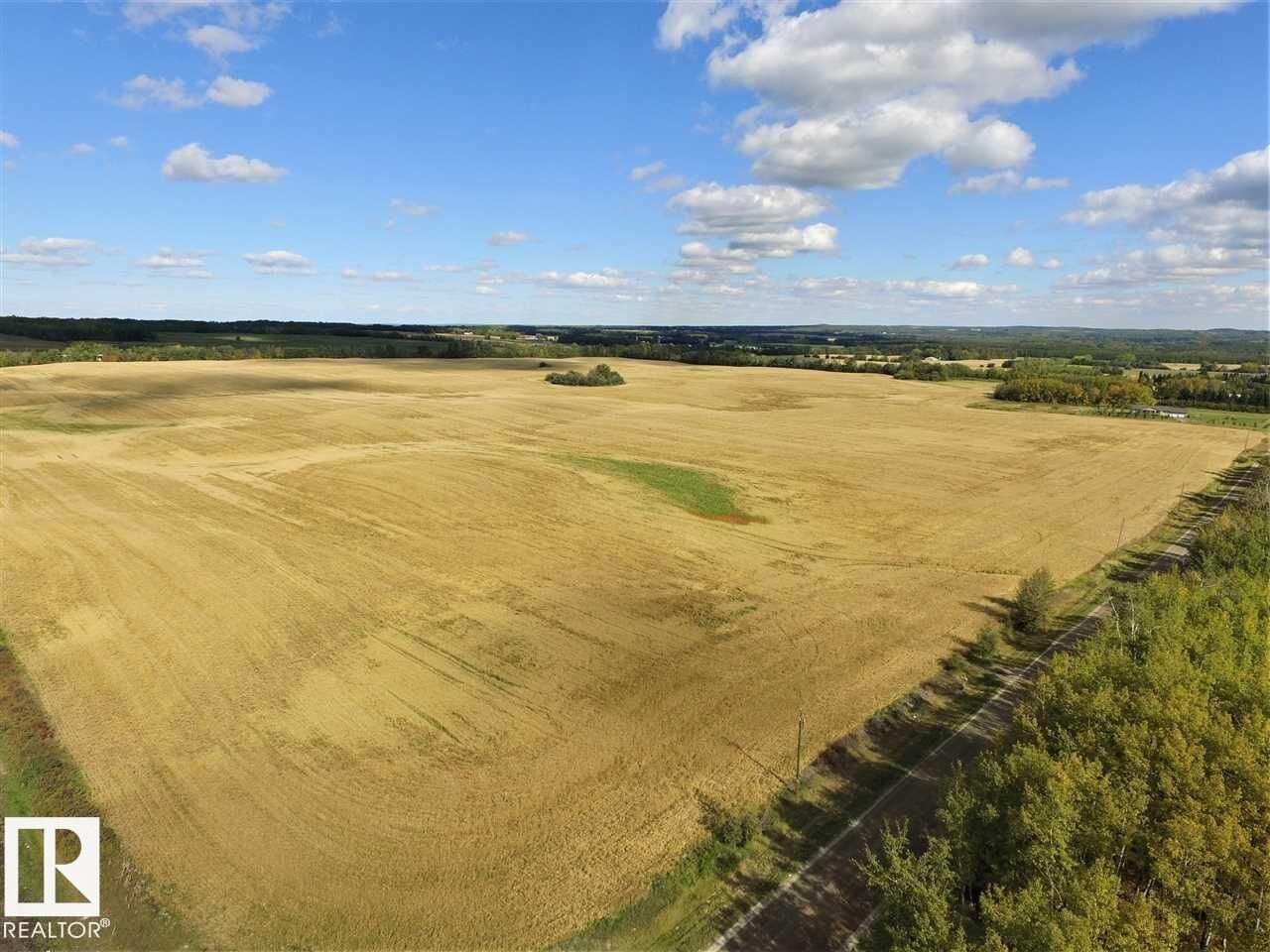 Property Photo:  2220 Twp Rd 534  AB T0E 1V0 