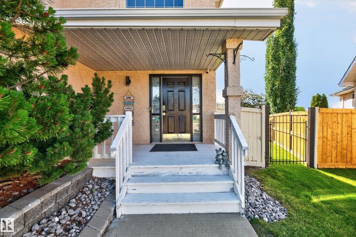 Property Photo:  251 River Point(E) NW  AB T5A 4Z2 