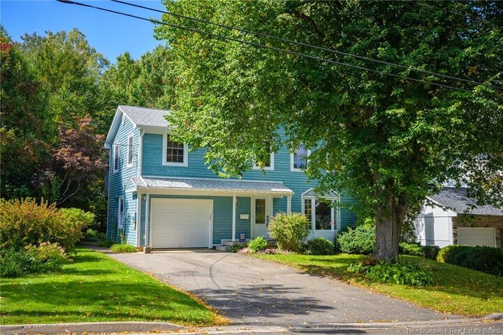 Property Photo:  560 Squires Street  NB E3B 3V4 