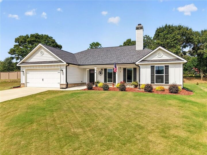 Property Photo:  103 Advent Drive  GA 30680 