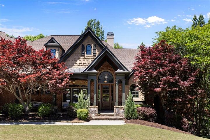 Property Photo:  5623 Brendlynn Drive  GA 30024 