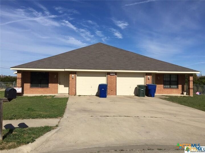 Property Photo:  219 Janelle Drive A & B  TX 76522 