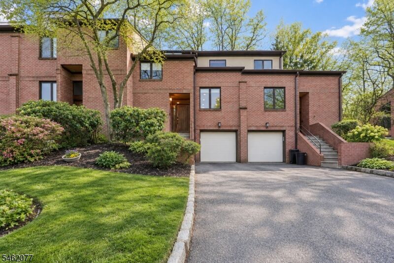 Property Photo:  36 Andrea Dr  NJ 07006 