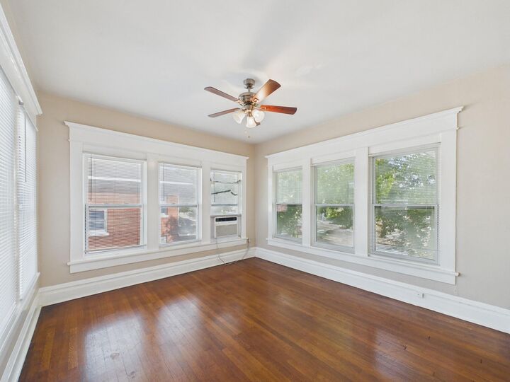 Property Photo: 1630 Richmond Avenue 4 TX 77006