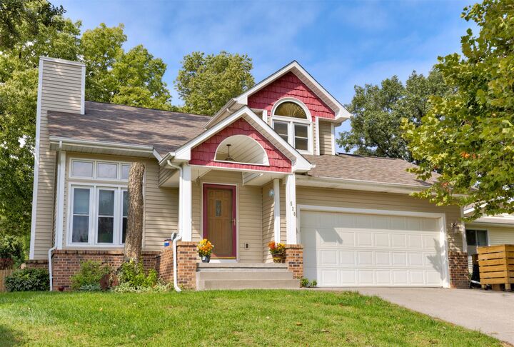 Property Photo:  520 N 1st Street  IA 50047 