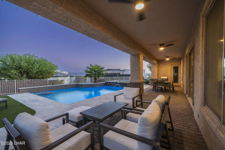 Property Photo:  1916 E Deacon Dr  AZ 86404 